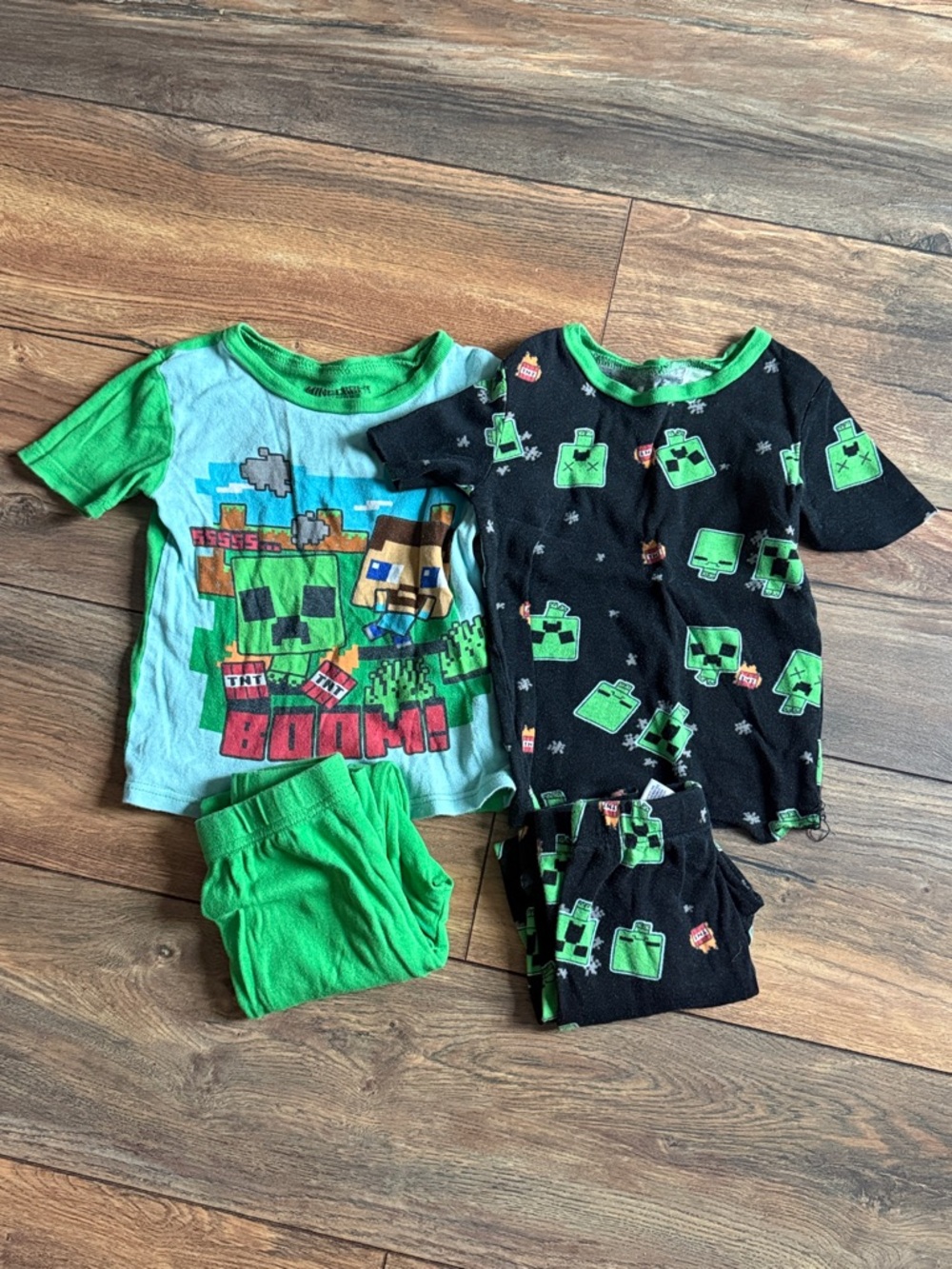 Boys Green & Black Minecraft-Style Pajama Set